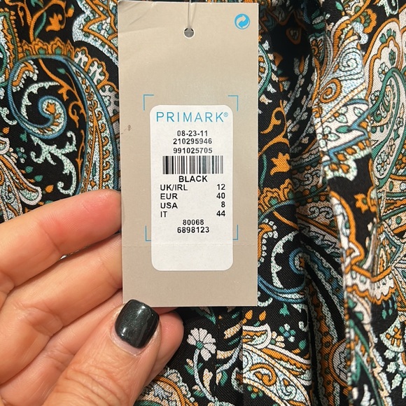 Primark High Waisted Shorts - Picture 9 of 9